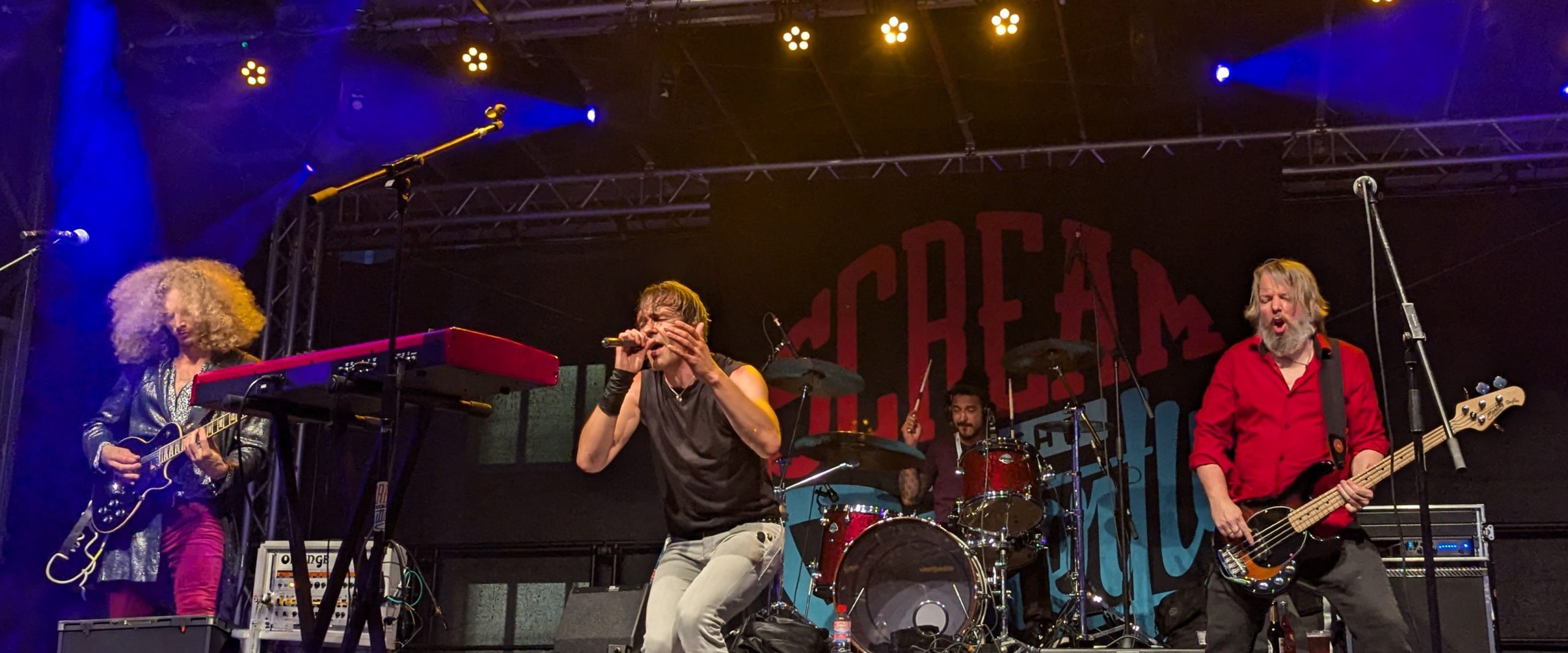 Scream Of The Butterfly live 2024